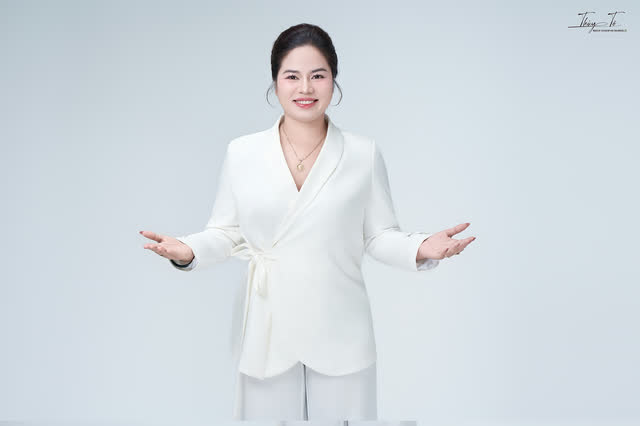 Ảnh trang điểm số 97 do Thúy Tô Studio thực hiện tại Vinhomes Ocean Park 2