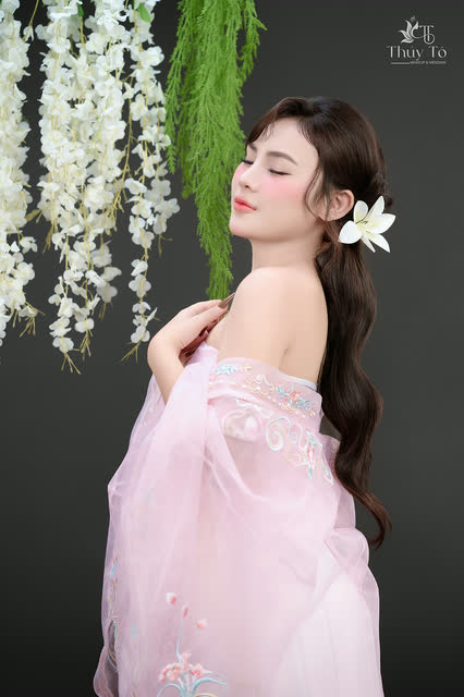 Ảnh trang điểm số 214 do Thúy Tô Studio thực hiện tại Vinhomes Ocean Park 2