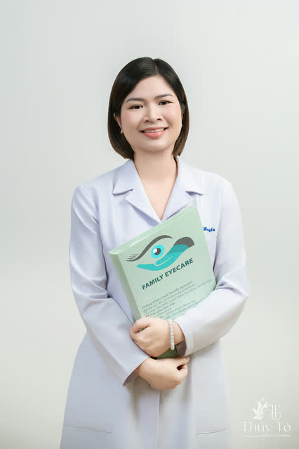 Ảnh trang điểm số 363 do Thúy Tô Studio thực hiện tại Vinhomes Ocean Park 2